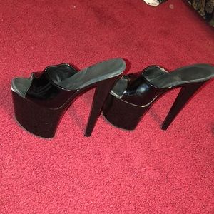 Pleaser heels black size 6